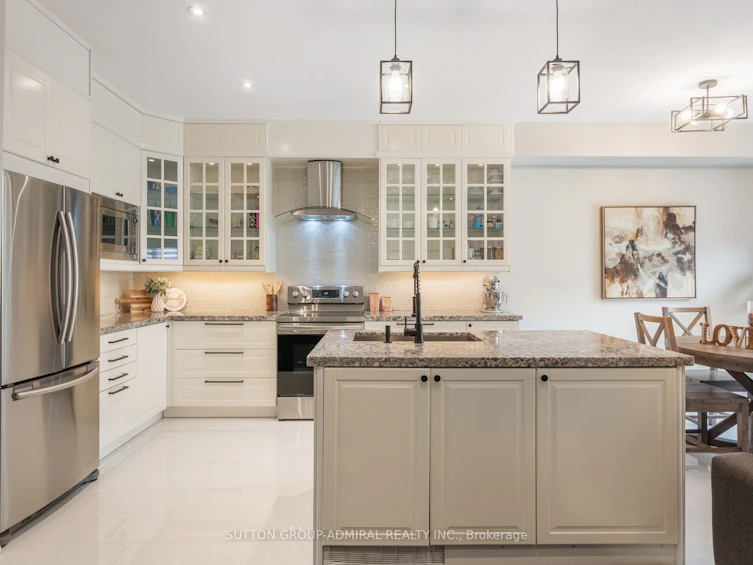 29 Daniel Reaman Crescent, Vaughan, ON, L4J 8V1 - 2