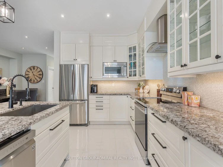 29 Daniel Reaman Crescent, Vaughan, ON, L4J 8V1 - 18