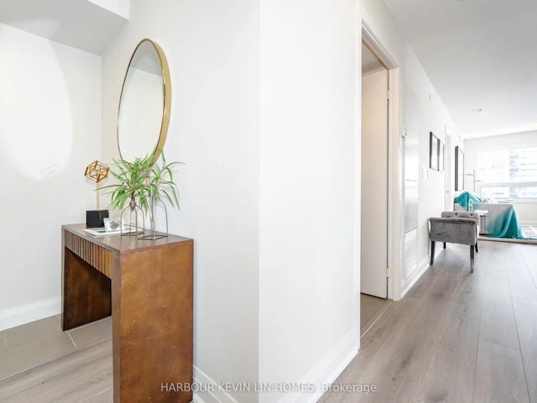 1910-18 Uptown Drive, Markham, ON, L3R 5M5 - 3