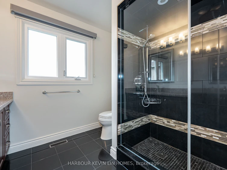 37 Laser Court, Richmond Hill, ON, L4B 1S1 - 30