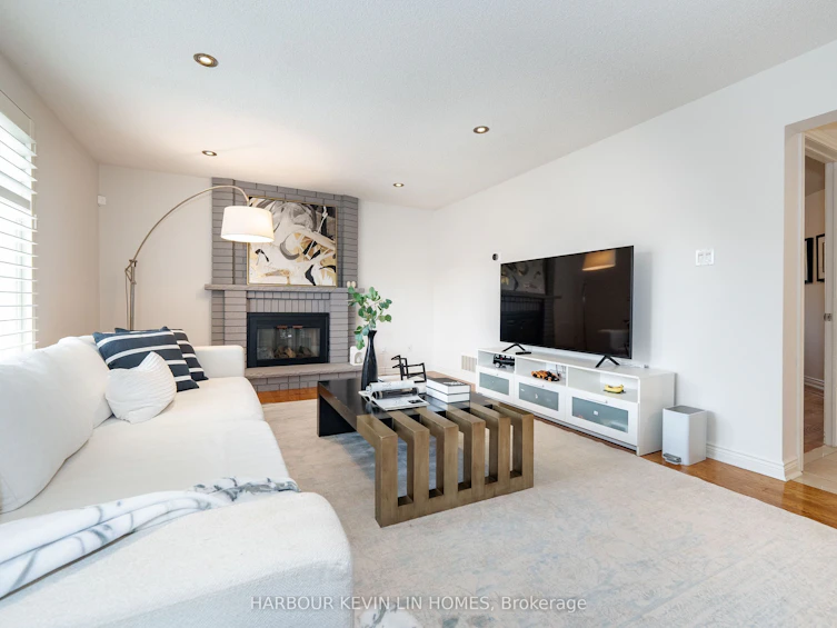 37 Laser Court, Richmond Hill, ON, L4B 1S1 - 13