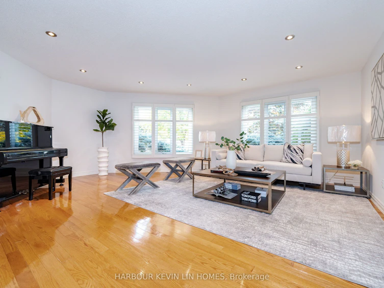 37 Laser Court, Richmond Hill, ON, L4B 1S1 - 7