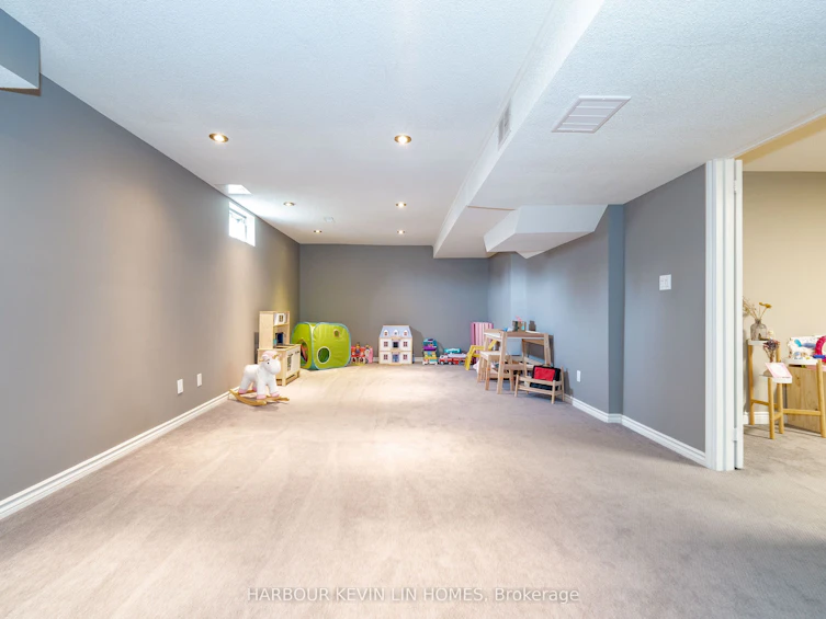 37 Laser Court, Richmond Hill, ON, L4B 1S1 - 35