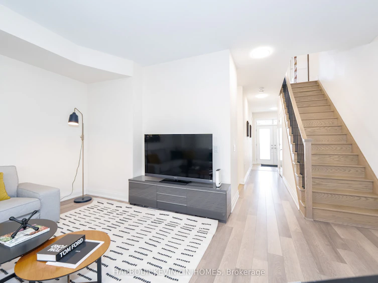 64 Salterton Circle, Vaughan, ON, L6A 4Z2 - 4