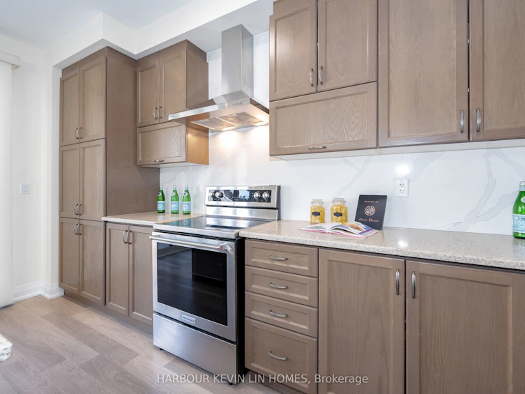 64 Salterton Circle, Vaughan, ON, L6A 4Z2 - 10