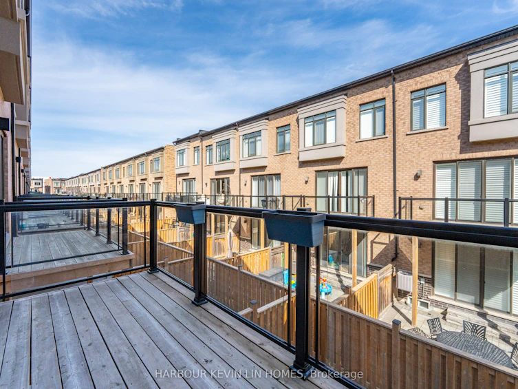 64 Salterton Circle, Vaughan, ON, L6A 4Z2 - 11