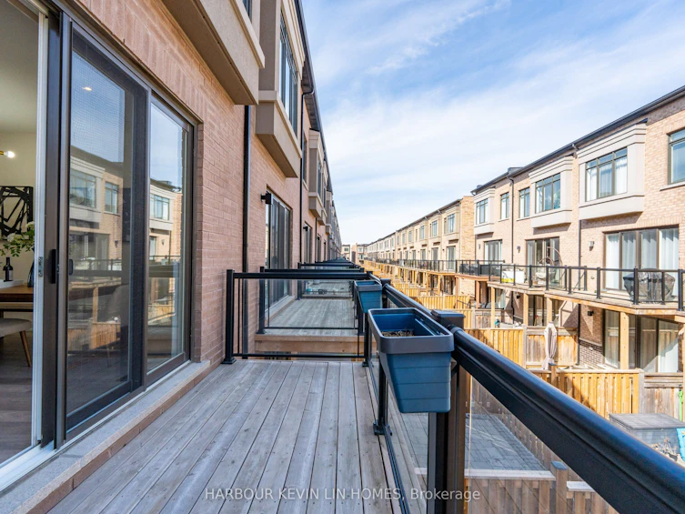 64 Salterton Circle, Vaughan, ON, L6A 4Z2 - 16