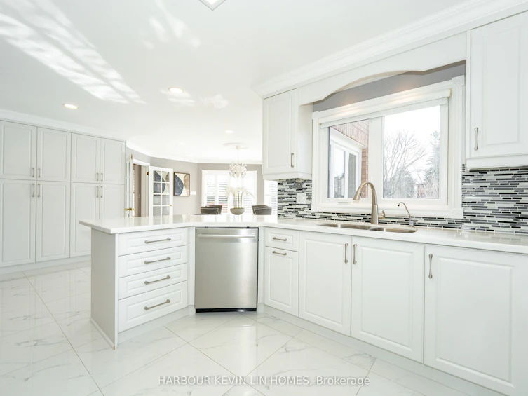 131 Spruce Avenue, Richmond Hill, ON, L4C 6V9 - 45