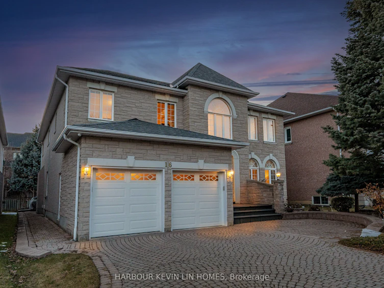 16 Hillsborough Court, Richmond Hill, ON, L4B 3X3 - 42