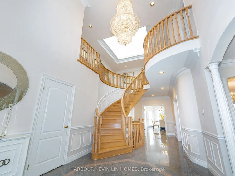 16 Hillsborough Court, Richmond Hill, ON, L4B 3X3 - 22