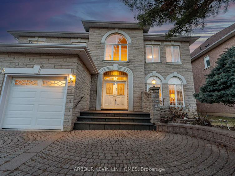 16 Hillsborough Court, Richmond Hill, ON, L4B 3X3 - 21