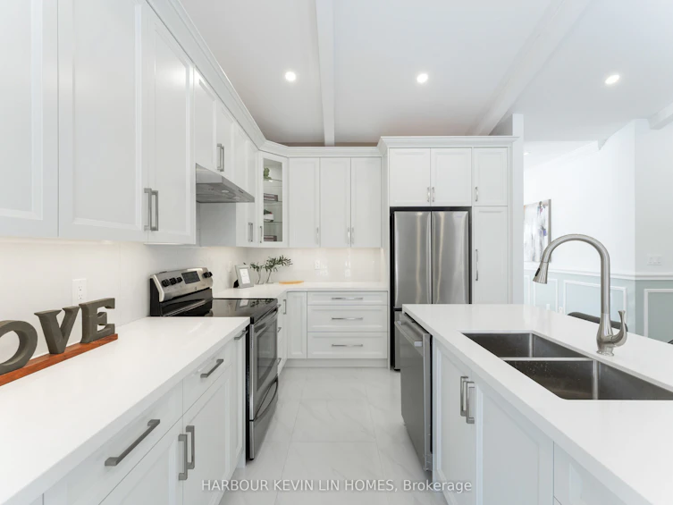 9 Limerick Street, Richmond Hill, ON, L4E 3X1 - 2