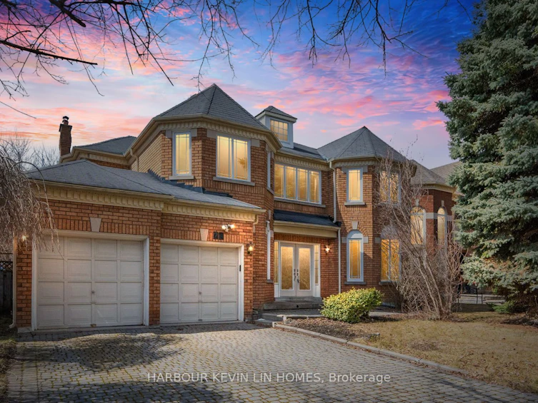 20 Highview Crescent, Richmond Hill, ON, L4B 2T8 - 2