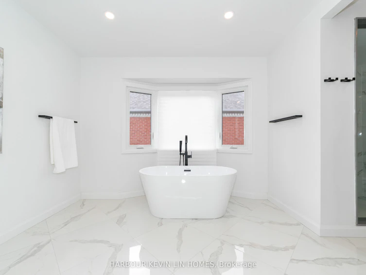 20 Highview Crescent, Richmond Hill, ON, L4B 2T8 - 37