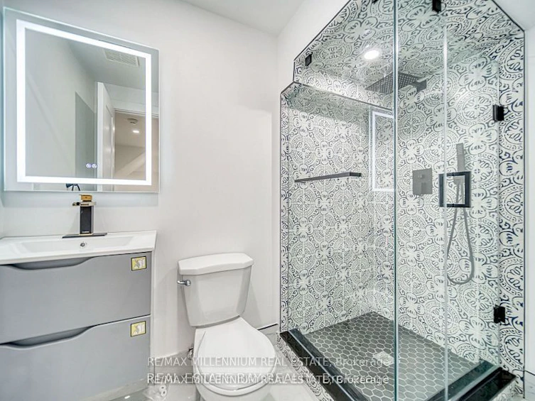 120 Arrowhead Drive, Vaughan, ON, L4L 4A5 - 8