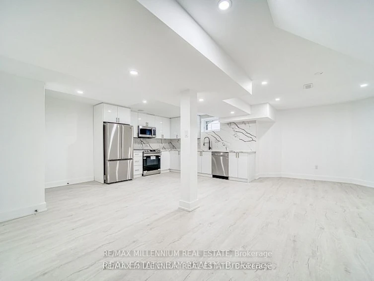 120 Arrowhead Drive, Vaughan, ON, L4L 4A5 - 4