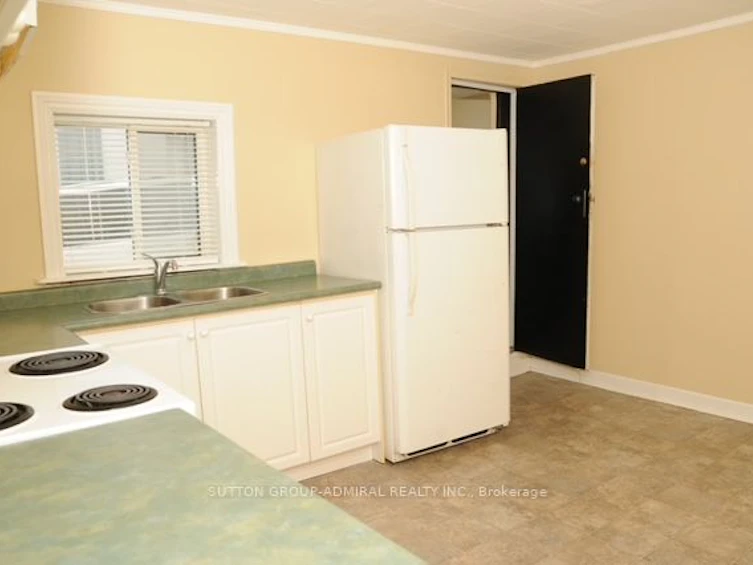 32-34 Superior Street, Newmarket, ON, L3Y 3X3 - 14