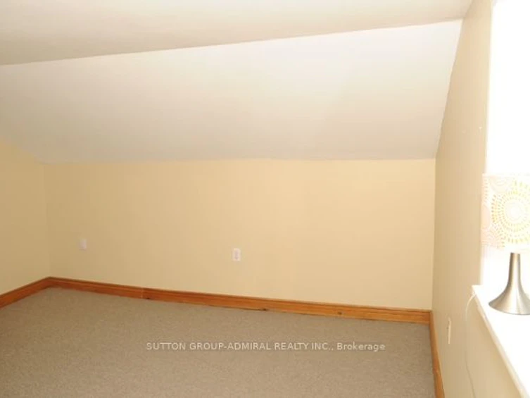 32-34 Superior Street, Newmarket, ON, L3Y 3X3 - 15