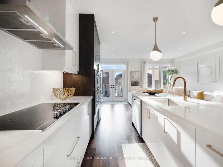 30 Velia Court, Vaughan, ON, L4H 4S5