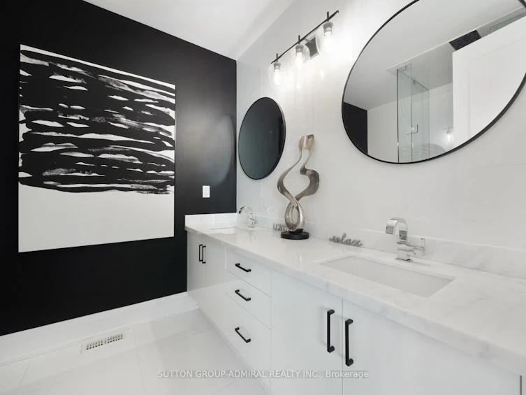 30 Velia Court, Vaughan, ON, L4H 4S5 - 30