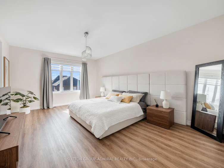54 Tyndall Drive, Bradford West Gwillimbury, ON, L3Z 4G7 - 17