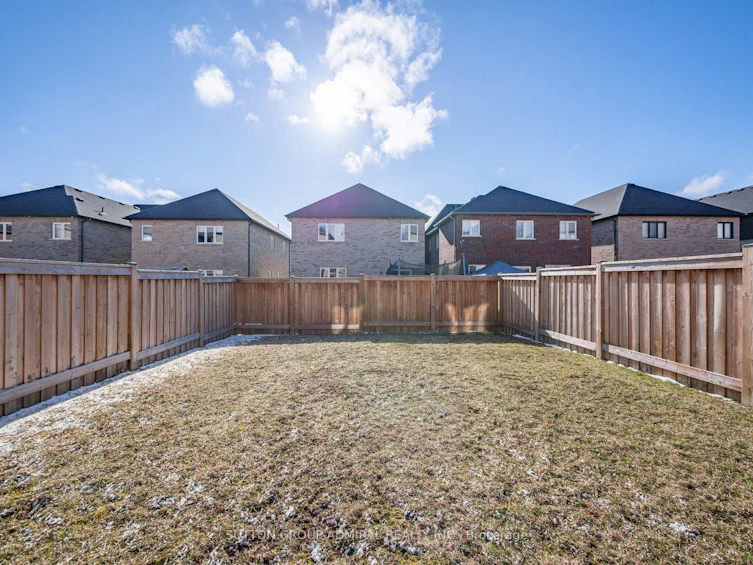 54 Tyndall Drive, Bradford West Gwillimbury, ON, L3Z 4G7 - 29
