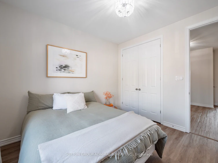 54 Tyndall Drive, Bradford West Gwillimbury, ON, L3Z 4G7 - 24