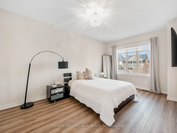 54 Tyndall Drive, Bradford West Gwillimbury, ON, L3Z 4G7 - 25