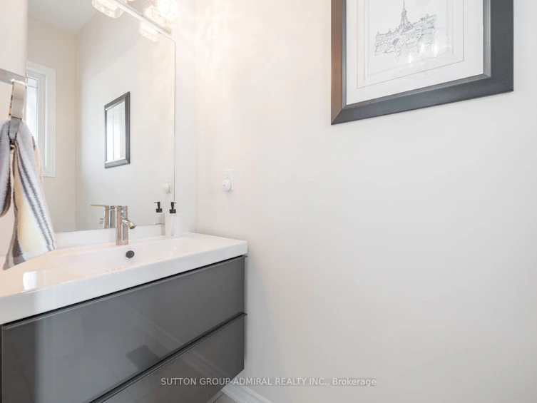 54 Tyndall Drive, Bradford West Gwillimbury, ON, L3Z 4G7 - 14