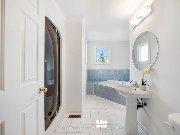 15 Lilley Court, Richmond Hill, ON, L4C 8X5 - 20