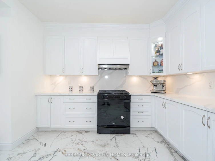 28 Grange Drive, Richmond Hill, ON, L4E 4T1 - 13