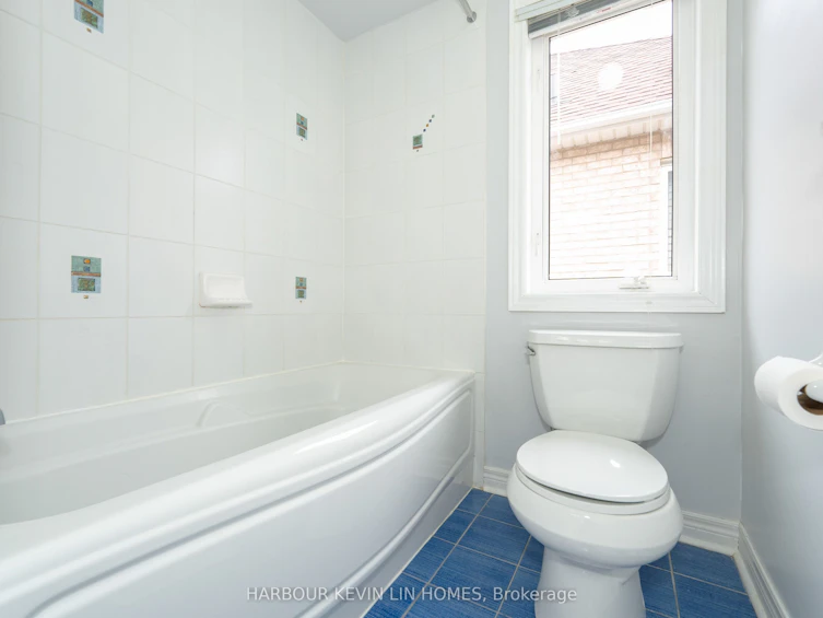 28 Grange Drive, Richmond Hill, ON, L4E 4T1 - 35