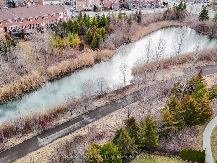 28 Grange Drive, Richmond Hill, ON, L4E 4T1 - 4
