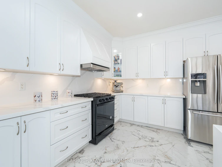 28 Grange Drive, Richmond Hill, ON, L4E 4T1 - 17