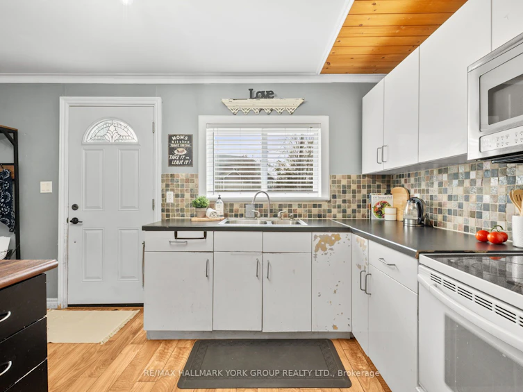 35 Isle Vista Drive, Georgina, ON, L0E 1N0 - 7