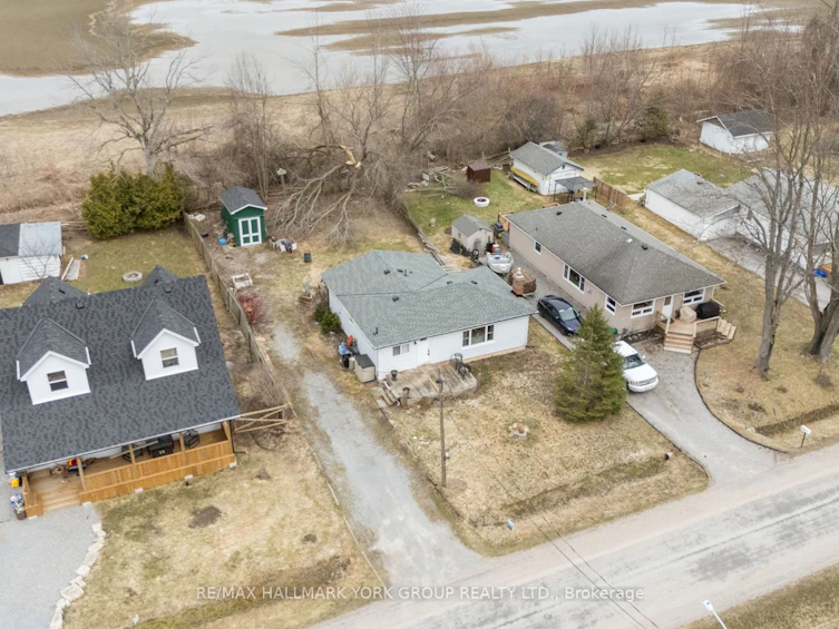 35 Isle Vista Drive, Georgina, ON, L0E 1N0 - 2