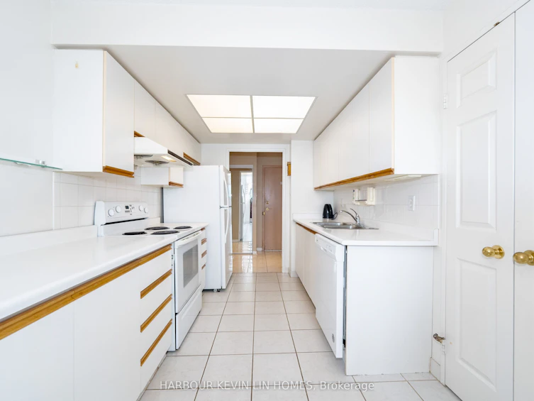 1209-7805 Bayview Avenue, Markham, ON, L3T 7N1 - 4
