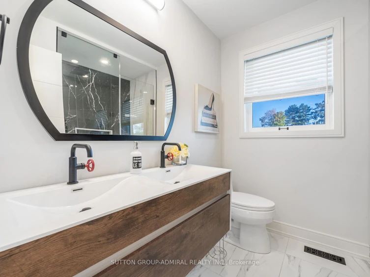 97 Golf Links Drive, Aurora, ON, L4G 3V4 - 25