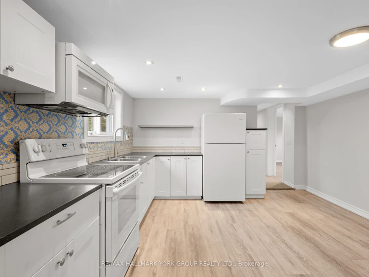 1 Snooks Road, Georgina, ON, L0E 1R0 - 9