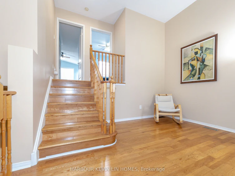 8 Queensway Drive, Richmond Hill, ON, L4S 1S2 - 21