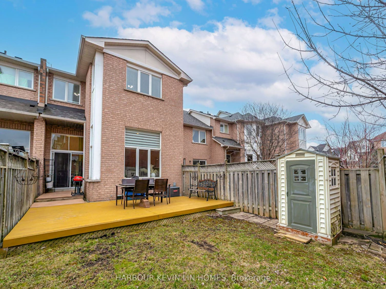 8 Queensway Drive, Richmond Hill, ON, L4S 1S2 - 12