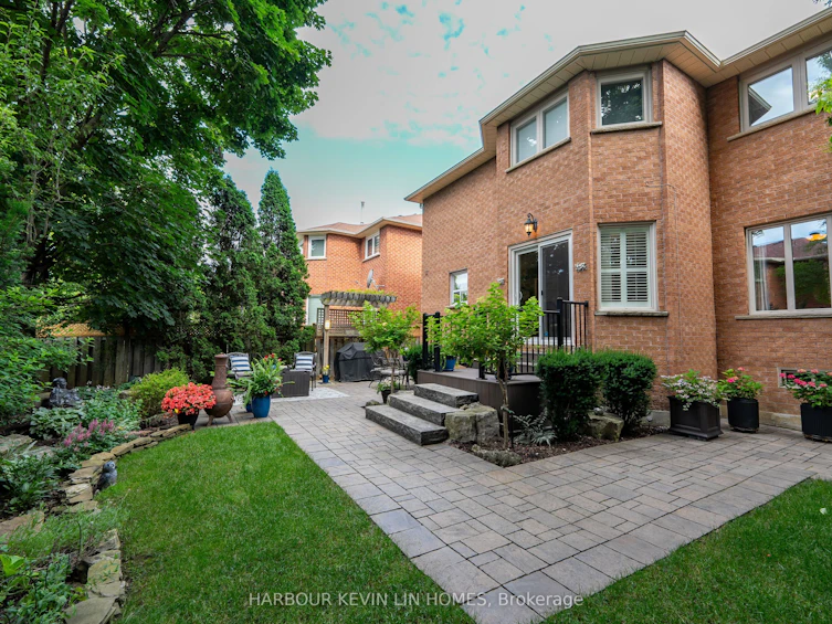 49 Lagani Avenue, Richmond Hill, ON, L4B 3C7