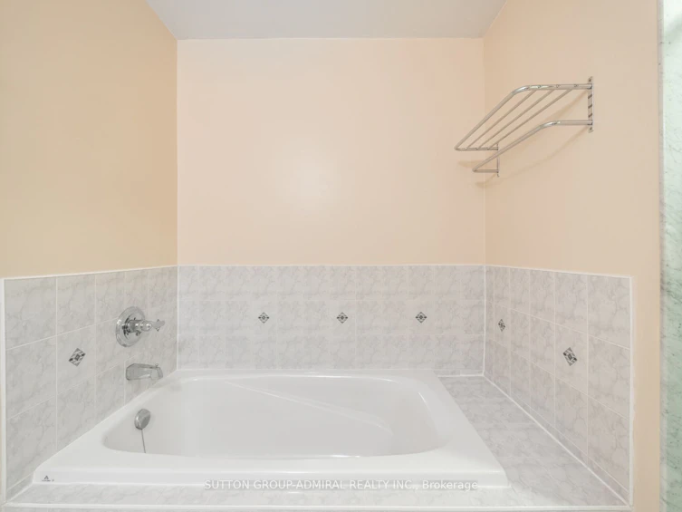 225-23 Observatory Lane, Richmond Hill, ON, L4C 0M7 - 27