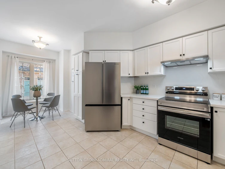 225-23 Observatory Lane, Richmond Hill, ON, L4C 0M7 - 5