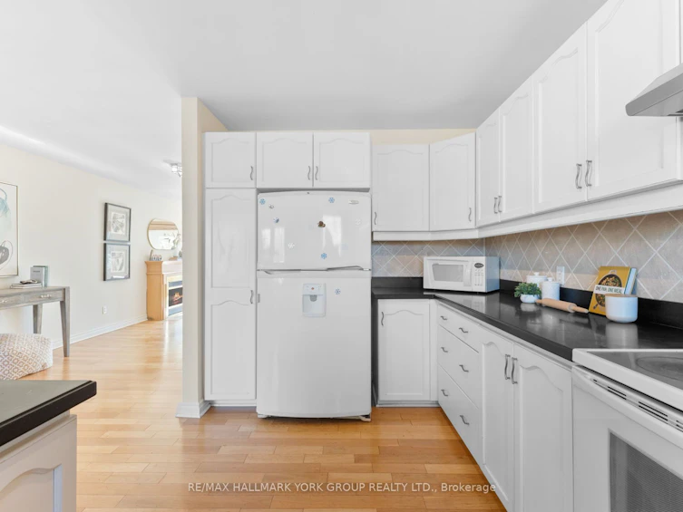 47 Lake Drive N, Georgina, ON, L4P 1A2 - 12
