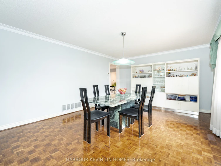 19 Alexandra Wood, Richmond Hill, ON, L4B 2L1 - 17