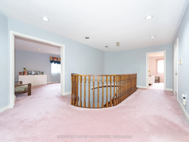 19 Alexandra Wood, Richmond Hill, ON, L4B 2L1 - 24
