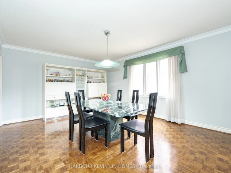 19 Alexandra Wood, Richmond Hill, ON, L4B 2L1 - 16