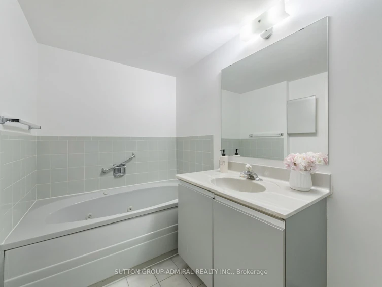 606-7905 Bayview Avenue, Markham, ON, L3T 7N3 - 20