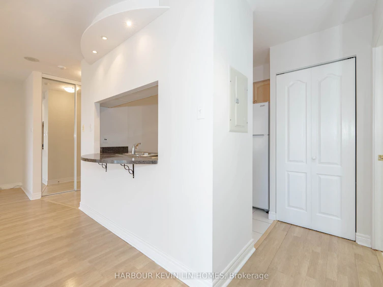 903-399 South Park Road, Markham, ON, L3T 7W6 - 22